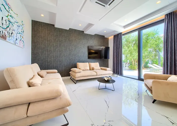 Olive Garden With Heated Pool And Sauna Villa Kornić