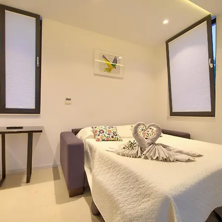 فيلة Olive Garden With Heated Pool And Sauna *